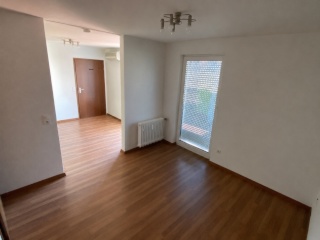 Ad image: Mitbewohnerin gesucht: Großes Zimmer in Filderstadt in Vierer WG (~20 qm; unmöbliert & Mietkosten mtl. 400 € kalt + 100 € Nebenkosten)