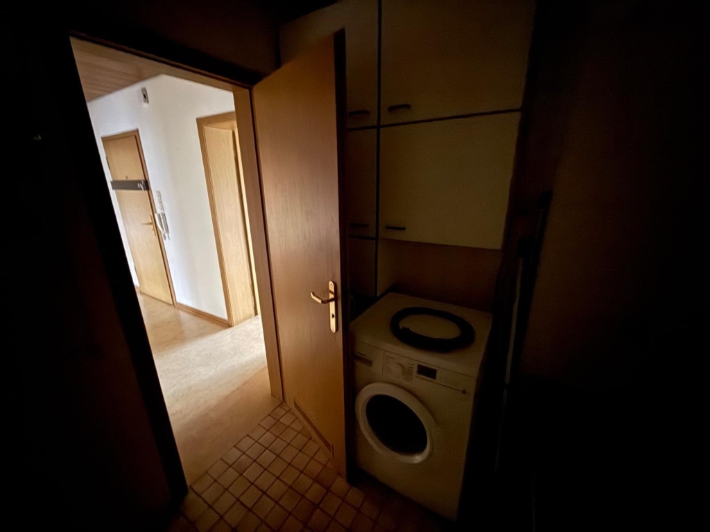 4 Zimmer-Whg, hell, zentral Nähe S/U-Bahn Stadthaus mit Balkon für eine 3 er WG prima geeignet – 44139 Dortmund Innenstadt – Vorschaubild 9