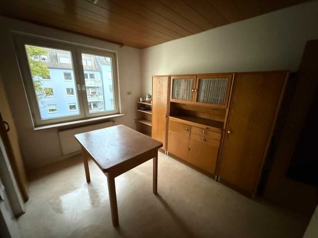 4 Zimmer-Whg, hell, zentral Nähe S/U-Bahn Stadthaus mit Balkon für eine 3 er WG prima geeignet – 44139 Dortmund Innenstadt – Vorschaubild 7
