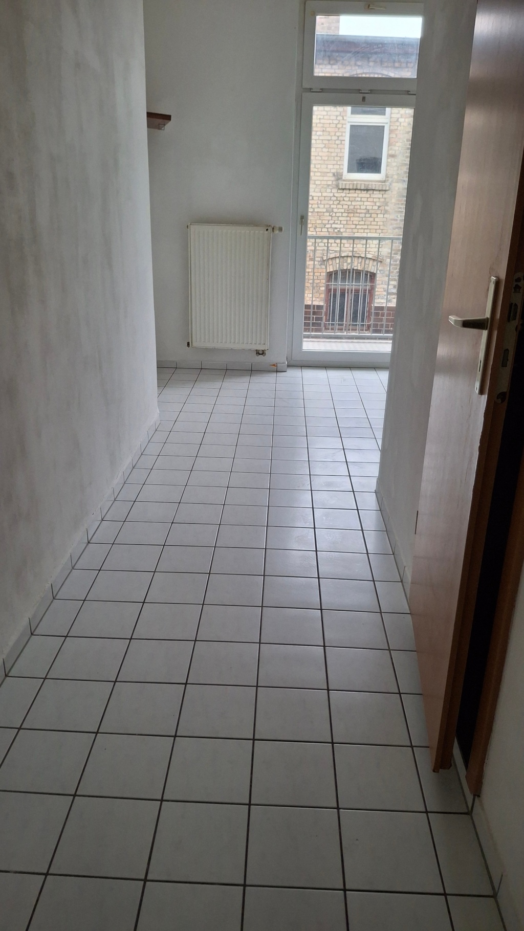 3 Raum Wohnung mit Balkon Hochparterre – Krondorfer Straße 3, 6112 Halle (Saale) – Vorschaubild 5