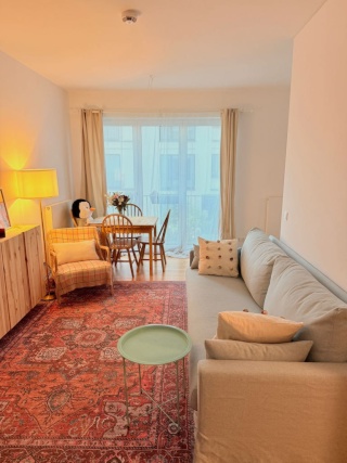 Befristet: Möbilierte zwei Zimmer Wohnung ab Juni — photo 1