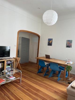 2 Zimmer Wohnung mit Katzen in Charlottenburg zur Untermiete 21.08 - 11.10 — photo 1
