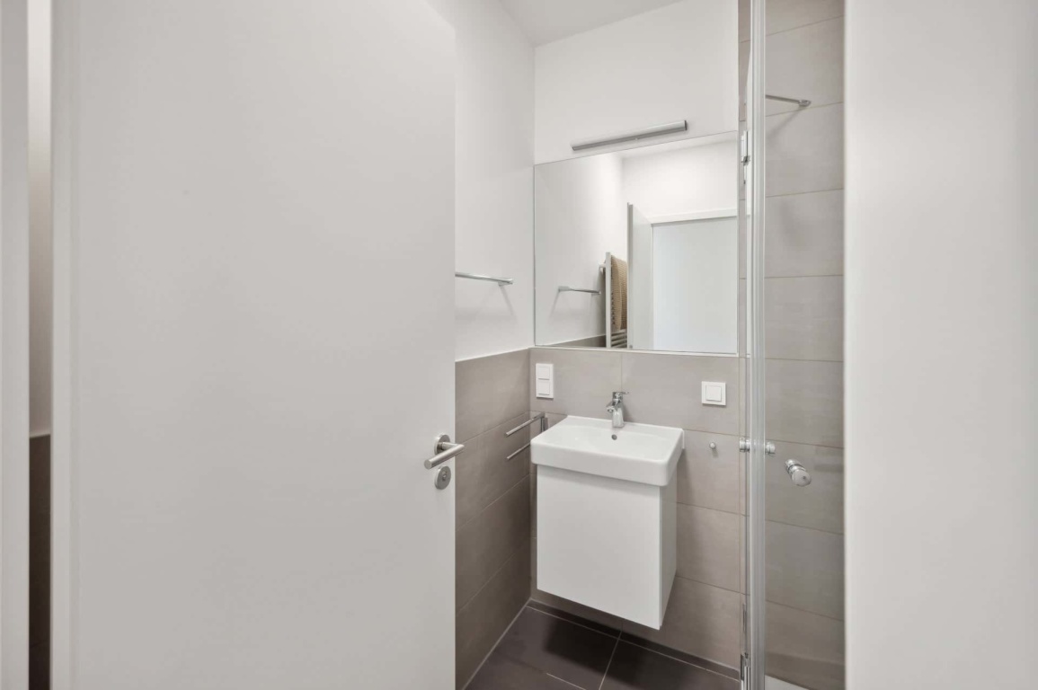 Flatshare Mitte Schmidstraße 2 - Roomlessrent.com