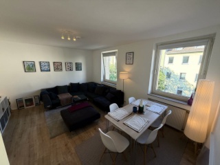 Imagen del anuncio: Private room available in 2 WG