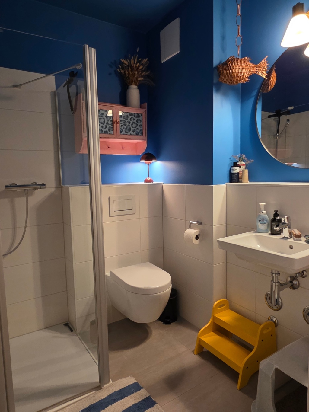 Flat Neukölln Eschersheimer Straße 17 - Kleines Badezimmer (Dusche)
