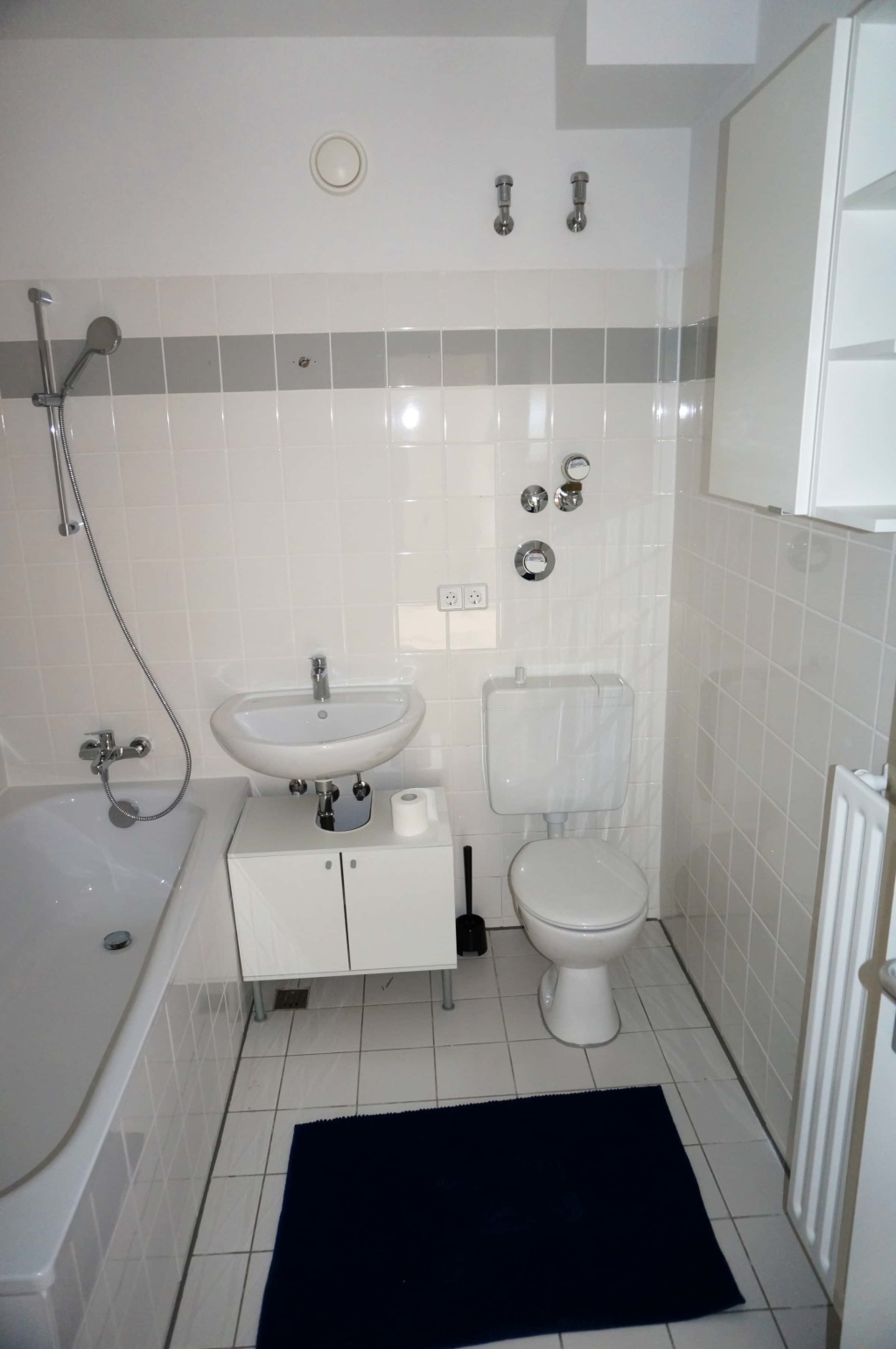 Flatshare Berlin Koloniestraße - Roomlessrent.com