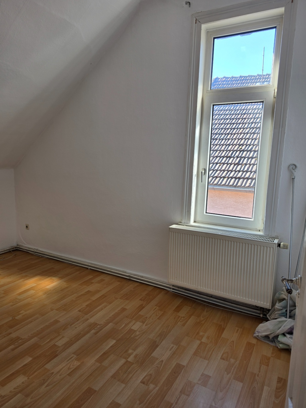Helle 3-Zimmer-WG-Wohnung in bester Lage von Göttingen (Leine Straße ) – Leinestraße, 37073 Göttingen Innenstadt – Vorschaubild 4