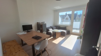 Imagen del anuncio: Helle 2-Zimmer Wohnung mit sonnigem Balkon