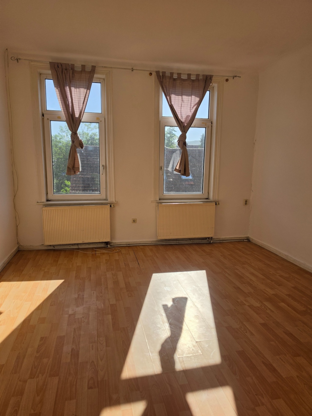 Helle 3-Zimmer-WG-Wohnung in bester Lage von Göttingen (Leine Straße )