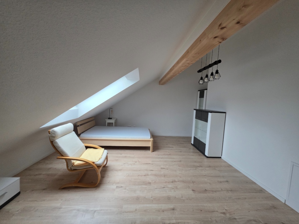 WG-Zimmer Malmsheim Oberbrunnenstr. - Zimmer möbliert