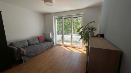 Möblierte 50 m2 Wohnung mit Balkon in Berlin-Karlshorst(15.9.–30.9.) — photo 1
