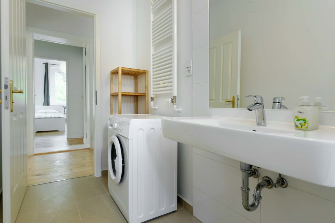 WG-Zimmer Neukölln Mahlower Straße - Roomlessrent.com