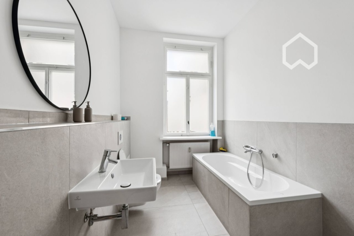 Helles 20 m2 Zimmer in zentraler Altbauwohnung nahe Rosenthaler Platz – Torstraße, 10119 Berlin Mitte – Vorschaubild 4