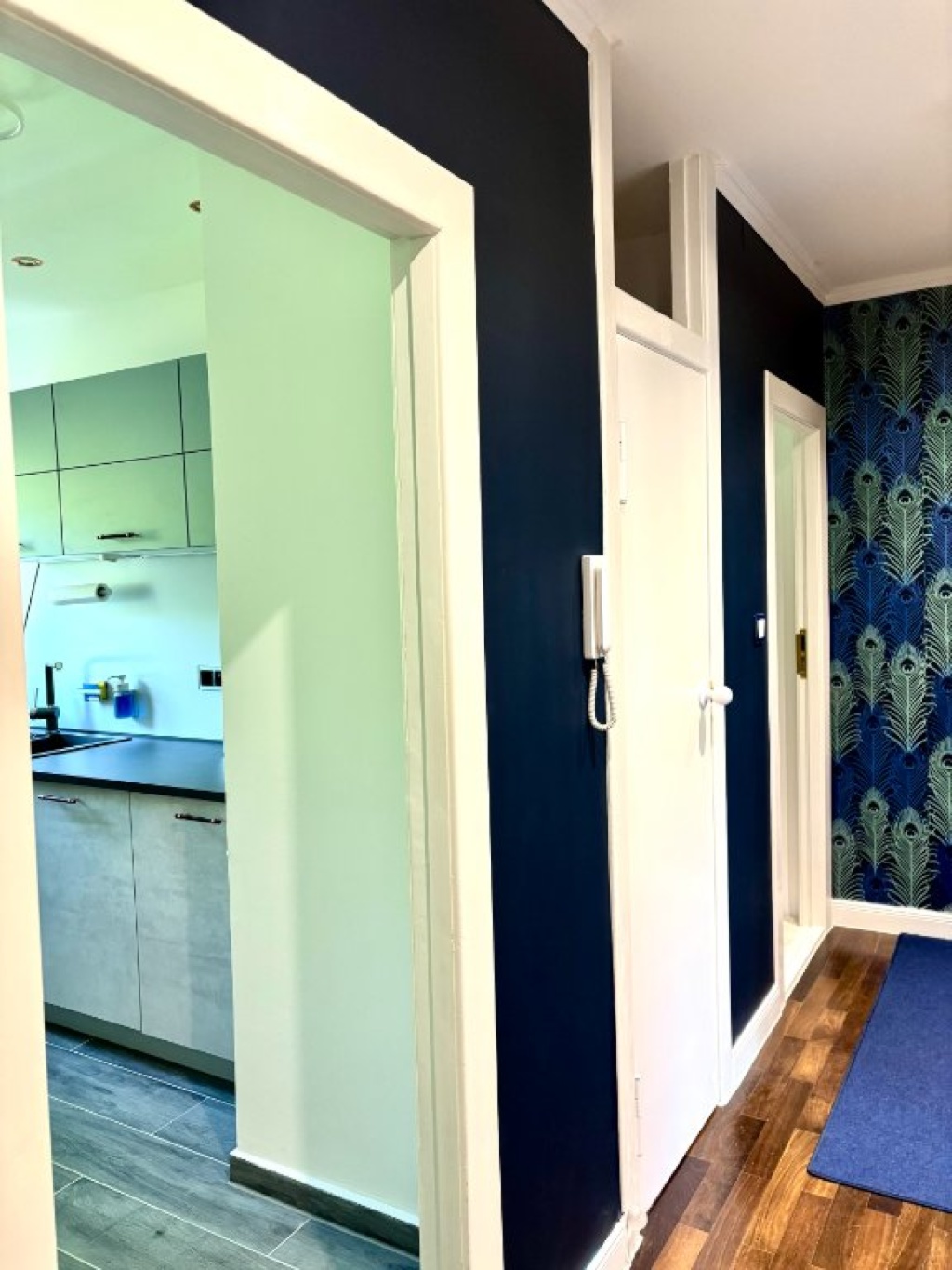 1-Zimmer-Wohnung Wilmersdorf 10175 Berlin-Wilmersdorf - Kitchen_from_Entrance