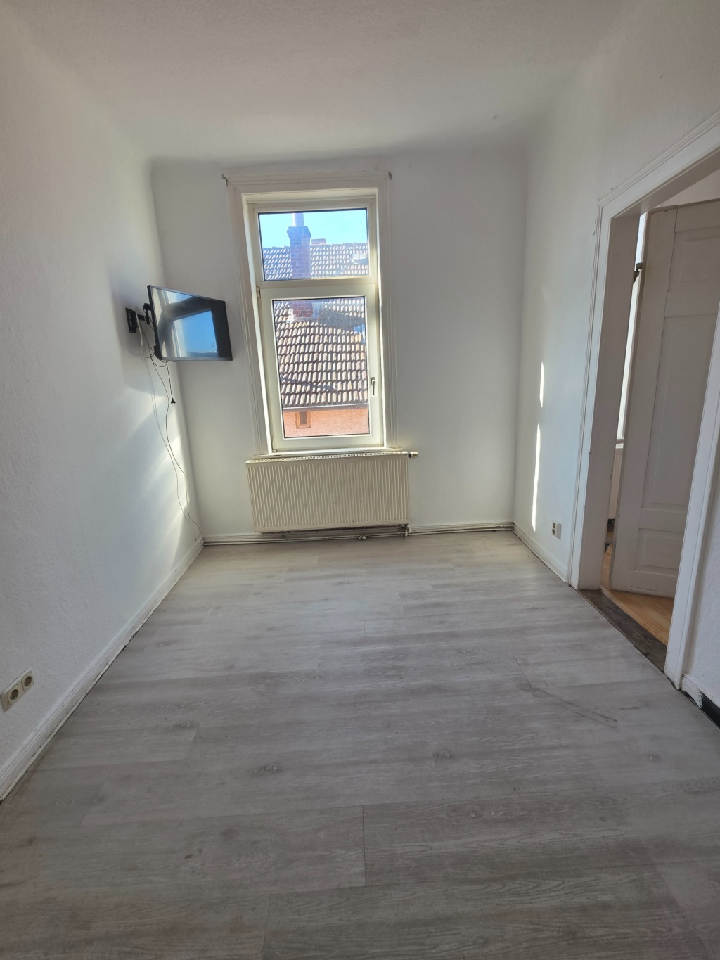 Helle 3-Zimmer-WG-Wohnung in bester Lage von Göttingen (Leine Straße ) – Leinestraße, 37073 Göttingen Innenstadt – Vorschaubild 7