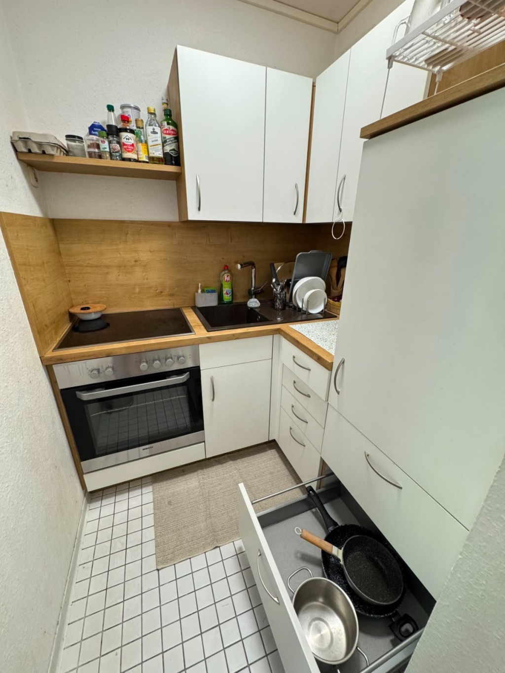2 ZKB, Einbauküche mit großen Balkon nahe Uni Kassel – Grebensteiner Str. 4-14, 34127 Kassel Nord-Holland – Vorschaubild 9