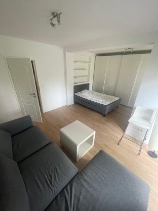 Anzeigenbild: Möbliertes Zimmer in 6er WG in Othmarschen - keine Zweck-WG