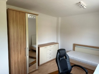Anzeigenbild: Zimmer zur Untermiete in 4er WG