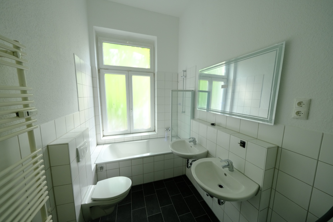 Modern and Fully Furnished 4-Person Shared Apartment (4 Rooms) with Terrace and Built-in Kitchen in Frankenberger Viertel – Brabantstraße 8, 52070 Aachen Aachen – Vorschaubild 16