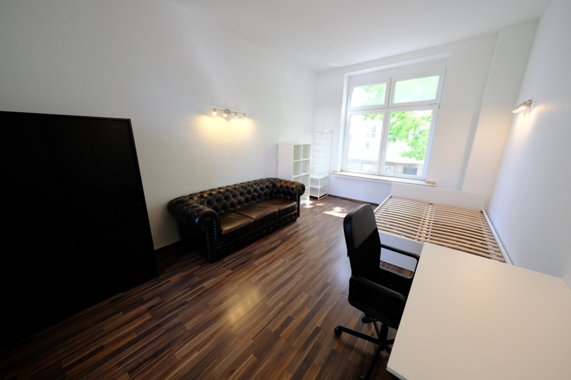 Modern and Fully Furnished 4-Person Shared Apartment (4 Rooms) with Terrace and Built-in Kitchen in Frankenberger Viertel – Brabantstraße 8, 52070 Aachen Aachen – Vorschaubild 14