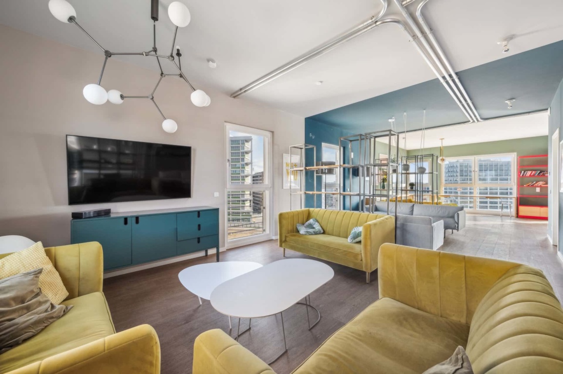 Flatshare Berlin Klara-Franke-Straße 24 - Roomlessrent.com