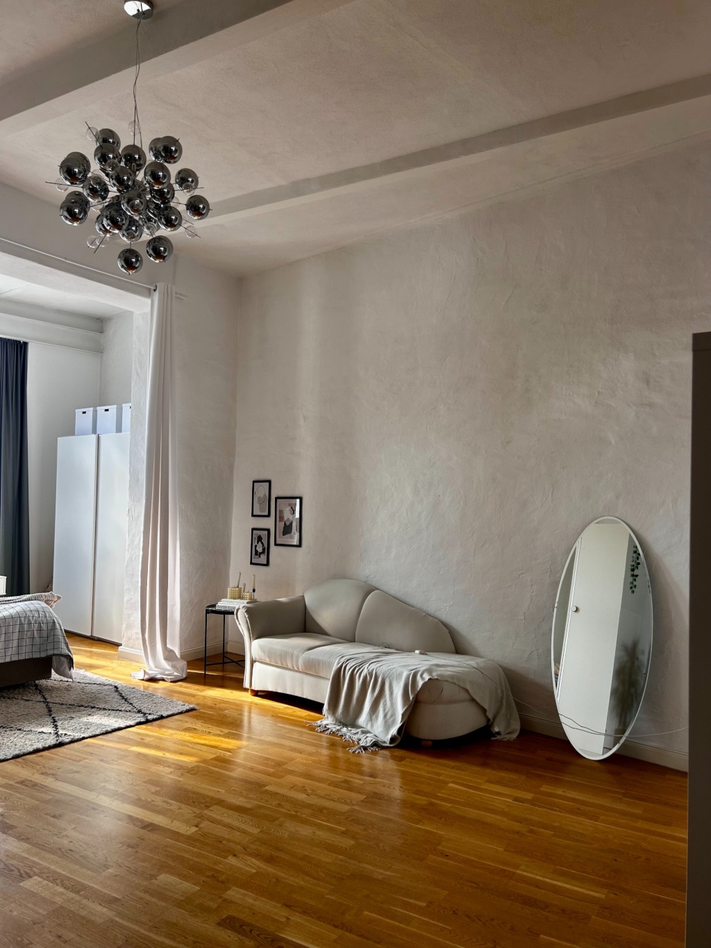 LOFT (Flexible Mietdauer): Lichtdurchflutetes Fabrik-Loft im Prenzlauer Berg; 3,6m Decken, Kamin & All-Inclusive – Schönhauser Allee 74, 10437 Berlin Prenzlauer Berg – Vorschaubild 7