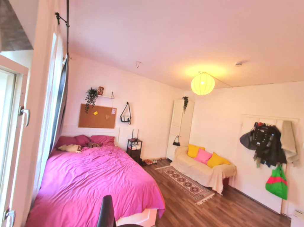 Flatshare Friedrichshain Ebertystraße 50 - picture 2