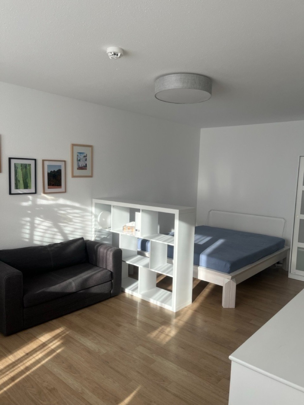 1.11.: Schellingsalon/Maxvorstadt: möblierte 1-Zi.-Whg mit TG-Platz und höhenverstellbarem Schreibtisch – 80333 München Maxvorstadt – Vorschaubild 6