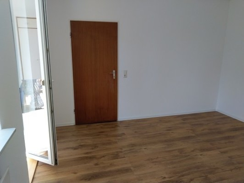 3 ZKBB 30457 Hannover ruhige Lage EBK Süd-Balkon TG Platz – Berlinerstr. 29, 30457 Hannover Wettbergen – Vorschaubild 19
