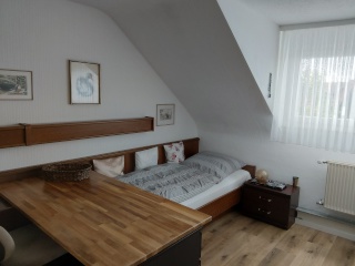 Ad image: Studenten-Monteurzimmer mit eigenem Bad im Zimmer.