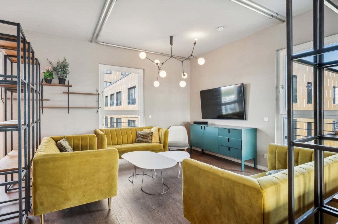 Flatshare Berlin Klara-Franke-Straße 24 - Roomlessrent.com
