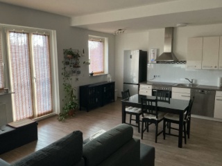 Anzeigenbild: WG-Zimmer in Lankwitz, gute Öffies-Anbindung