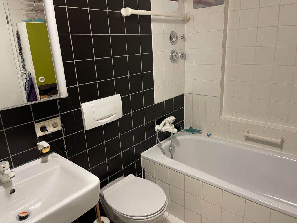 Helle 100 m2 Penthouse-Maisonette in der Südstadt von Karlsruhe – voll möbliert und voll ausgestattet! – Marienstraße, 76275 Karlsruhe Karlsruhe – Vorschaubild 4