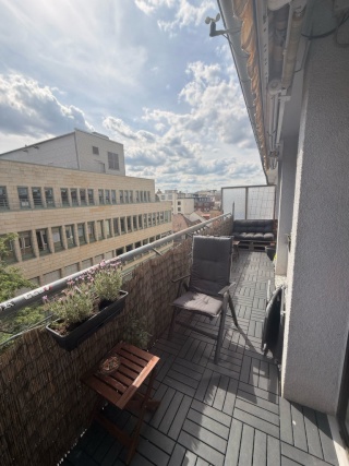 Imagen del anuncio: Helle 2,5-Zimmer Penthouse Wohnung zur Zwischenmiete