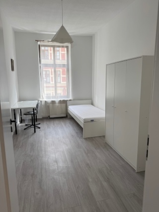Anzeigenbild: new renovated room available in 3 rooms apartment