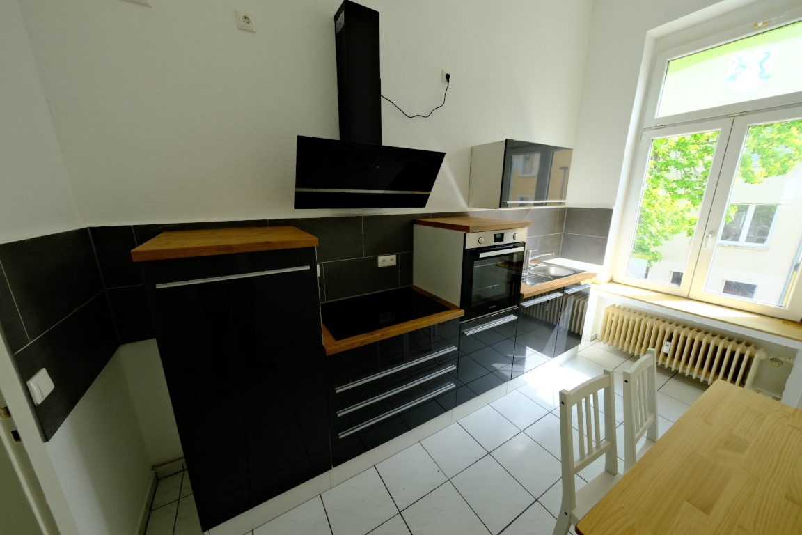 Modern and Fully Furnished 4-Person Shared Apartment (4 Rooms) with Terrace and Built-in Kitchen in Frankenberger Viertel – Brabantstraße 8, 52070 Aachen Aachen – Vorschaubild 6