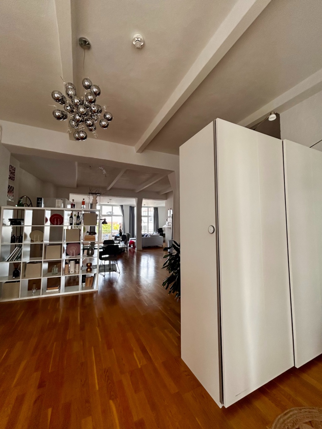 LOFT (Flexible Mietdauer): Lichtdurchflutetes Fabrik-Loft im Prenzlauer Berg; 3,6m Decken, Kamin & All-Inclusive – Schönhauser Allee 74, 10437 Berlin Prenzlauer Berg – Vorschaubild 9