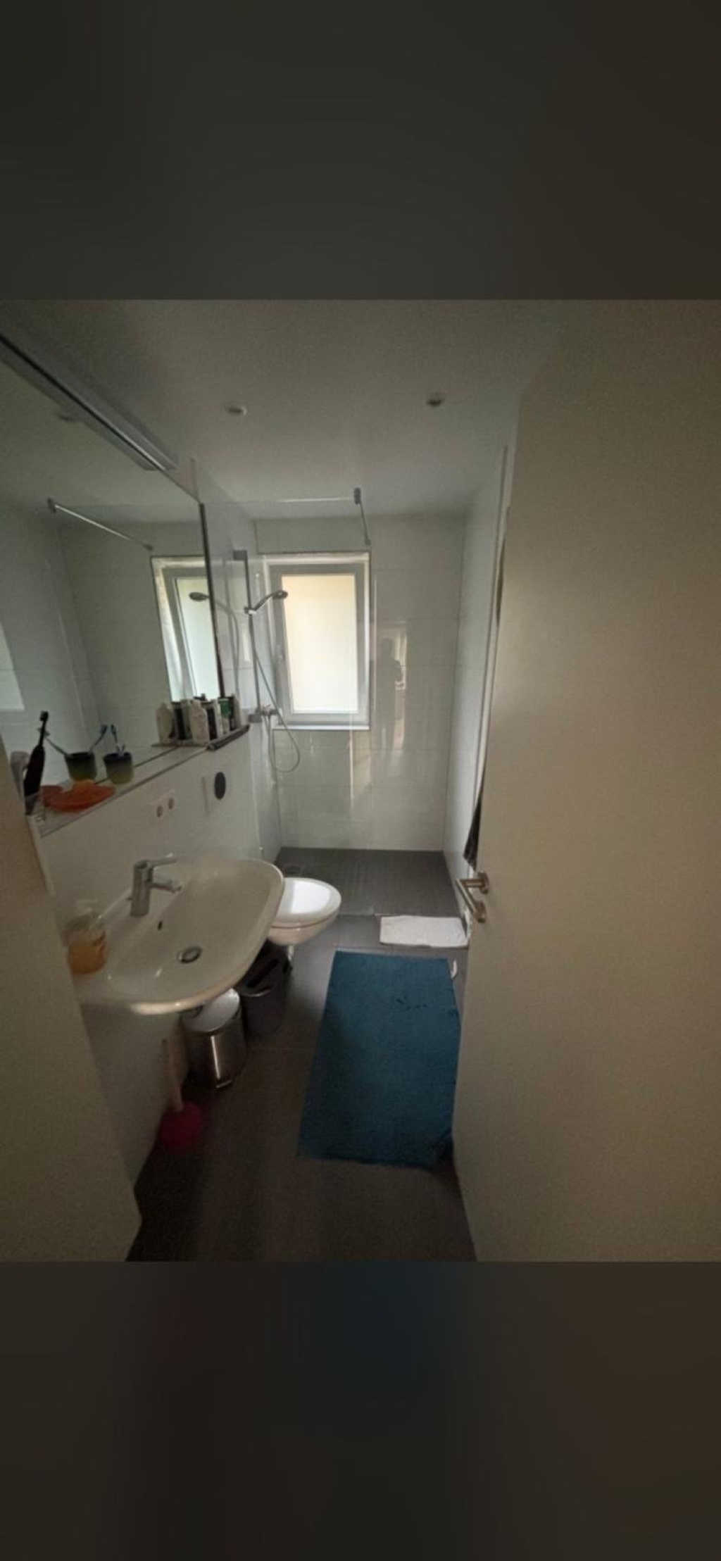 Flatshare West Gaußstr. 8C - Badezimmer mit Dusche