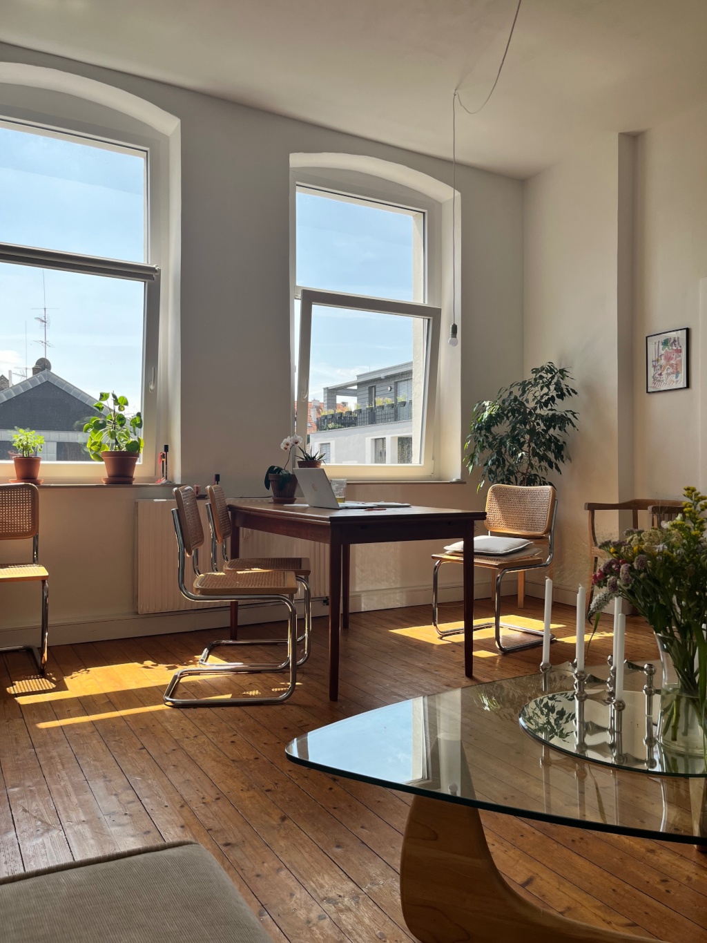 Sonnige 2ZKB Altbauwohnung mit Balkon