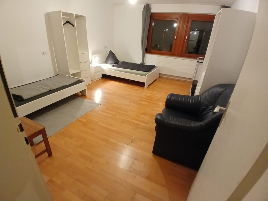 STUDENTEN WG - Attraktive 4-Zimmer-Wohnung im 2. Obergeschoss mit Balkon – Badstr. 40, 70372 Stuttgart Bad Cannstatt – Vorschaubild 5