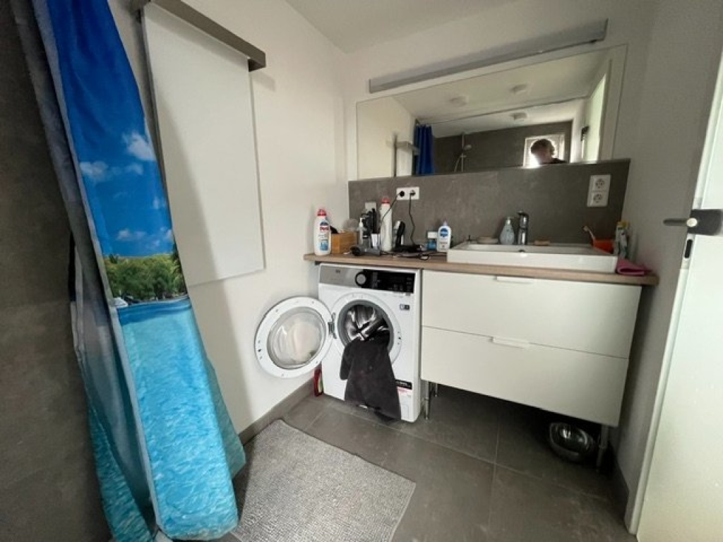 2 Zimmer Wohnung, möbliert, DG mit Terasse – Röckenwiesenstr. 26, 70197 Stuttgart West – Vorschaubild 4