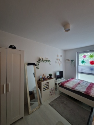 Anzeigenbild: ANFRAGESTOPP moderne 4er WG