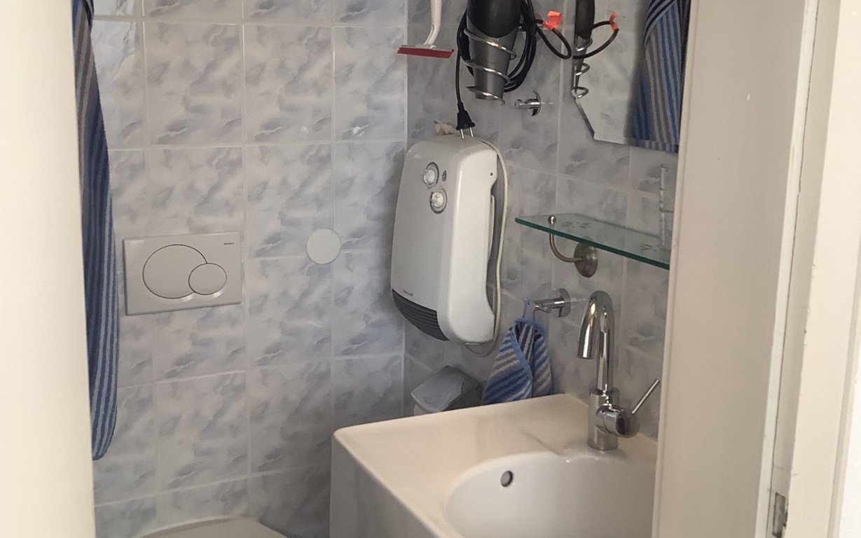 ab 1 Monat - Möblierte 1-Zimmerwohnung auf Zeit in Stuttgart-Möhringen – Rübezahlweg 0, 70567 Stuttgart Möhringen – Vorschaubild 8