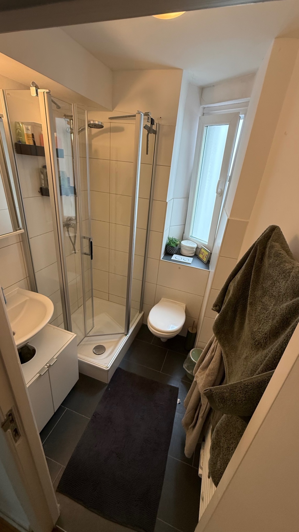 2-Zimmer Wohnung Zentral zur Zwischenmiete – Foto 8