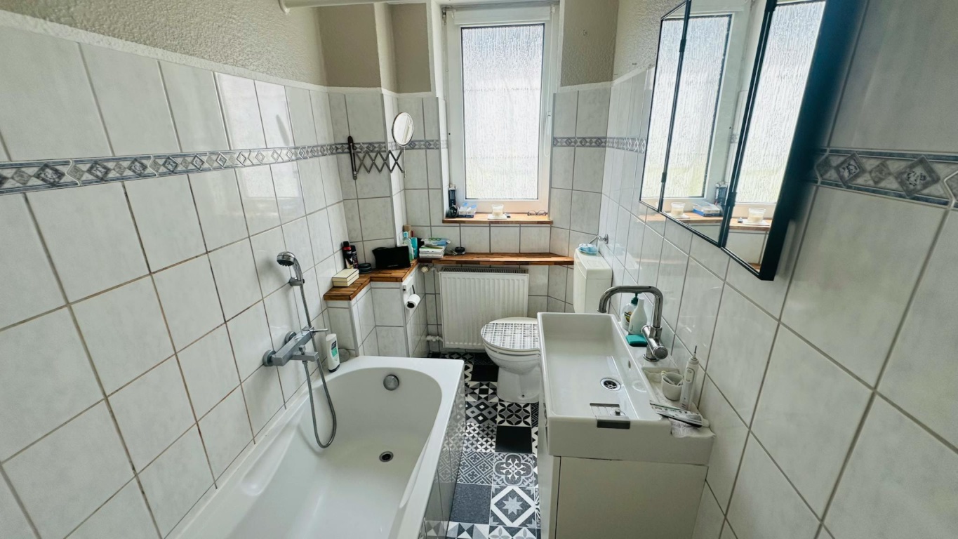 Forsbacher Straße, Köln – Forsbacher Straße, 51107 Köln Eil – Vorschaubild 6
