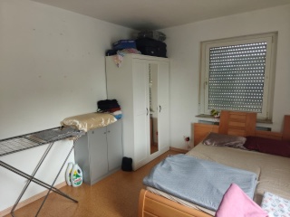 Ad image: Einsteinstraße 13, Möbliertes Zimmer in 4er-WG zur Zwischenmiete (01.08.2026 – 30.09.2026 / 15.10.2026)