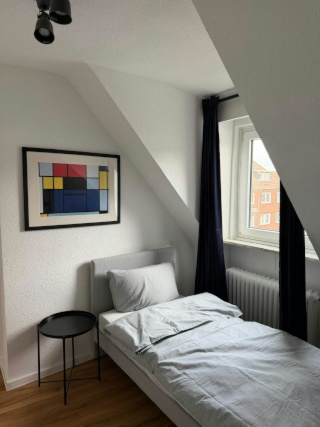 Anzeigenbild: Rather Straße, Düsseldorf