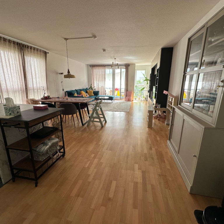 Apartamento Düsseltal Ivo-Beucker-Straße 23 - Wohnzimmer - Längst