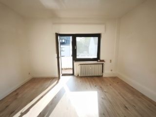 ***1 WG ZIMMER AB SOFORT FREI! WG-Neugründungen in der WG Villa - 3 komplett sanierte WG Zimmer mit neuer Einbauküche***