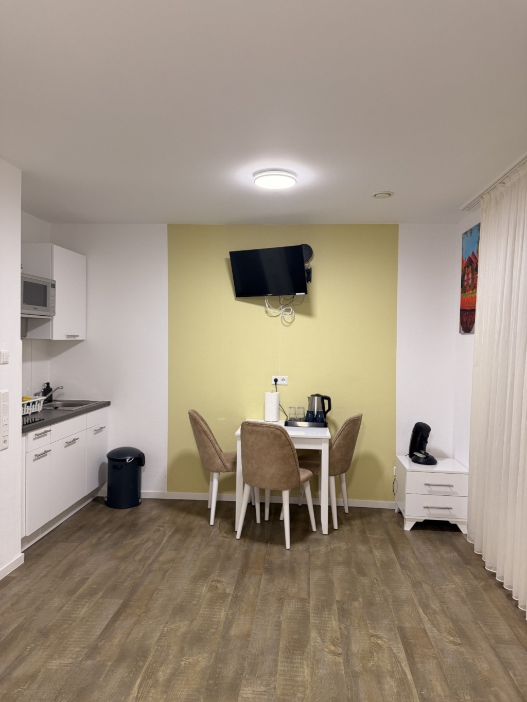Möblierte Neubauwohnung mit Balkon – WG-geeignet für bis zu 4 Personen-Sofort verfügbar, Kurz oder Langzeit möglich – Bremer Heerstraße 19, 28719 Bremen Burg-Grambke – Vorschaubild 6